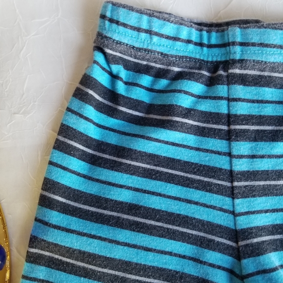 👑 2 pc 3-6m Shirt SS + Pants - Picture 9 of 11